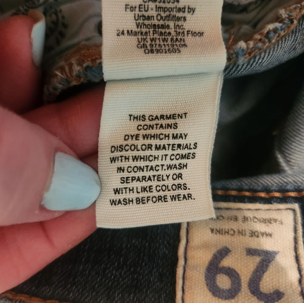 We the Free by Free People Distressed Skinny Jeans, Size 29‎